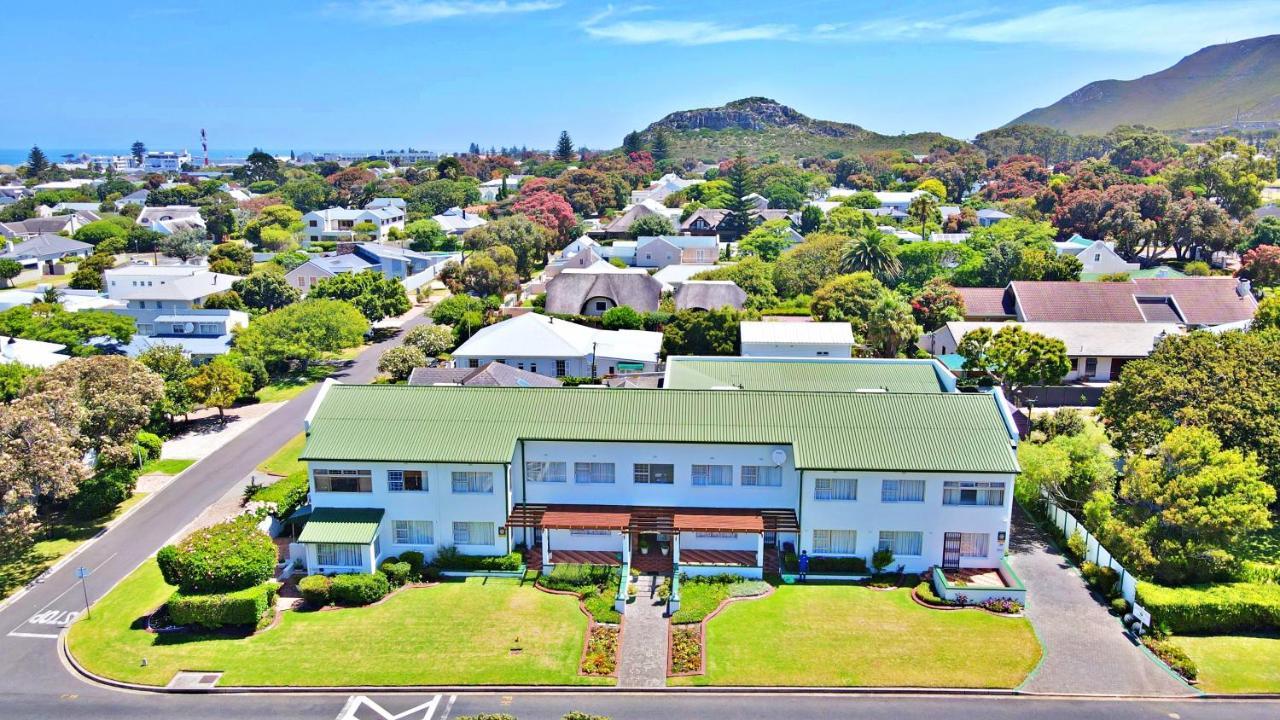 Fairway Holiday Accommodation Hermanus Εξωτερικό φωτογραφία